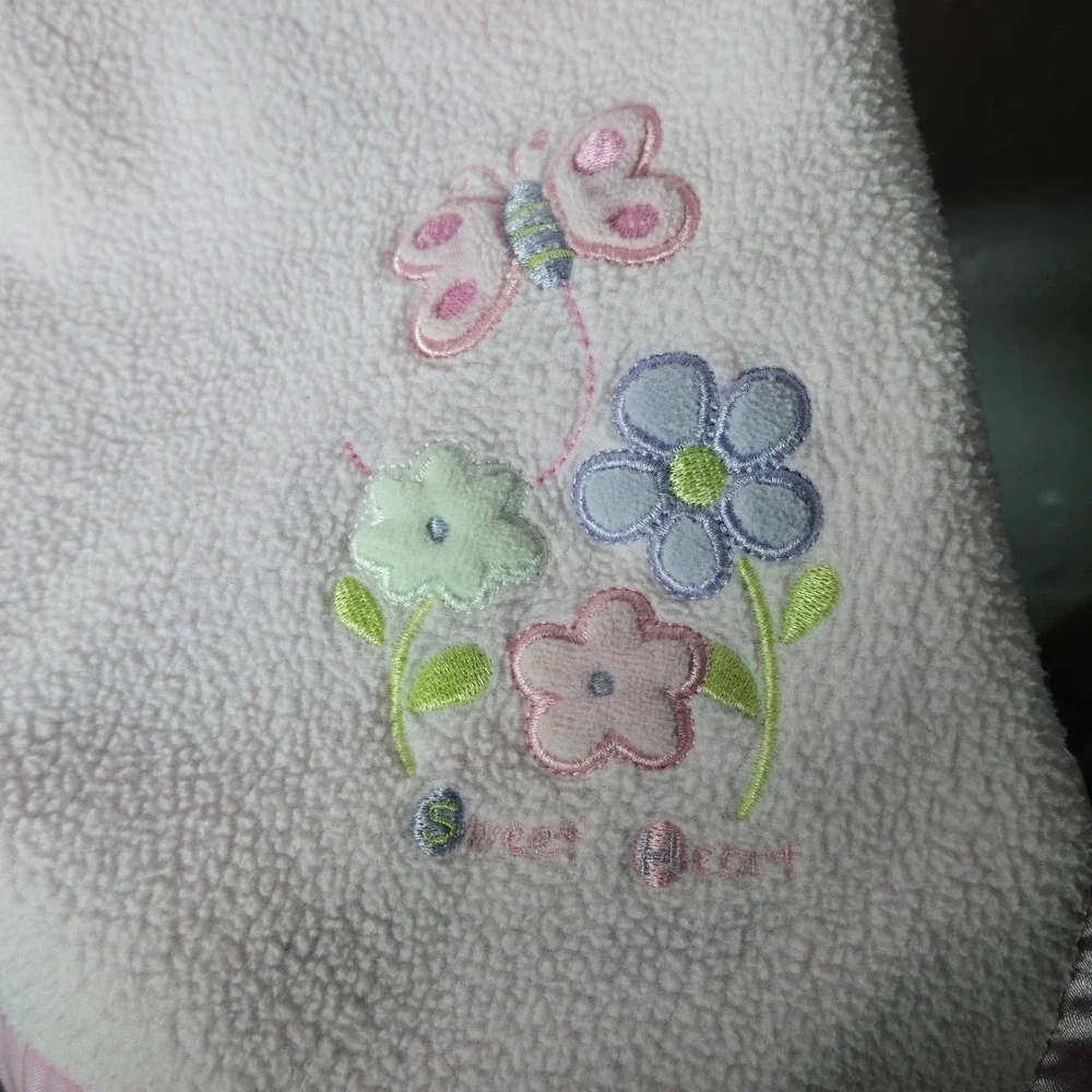Carters Just One Year Pink Fleece  Satin Trim Baby Blanket Butterfly Security‎
